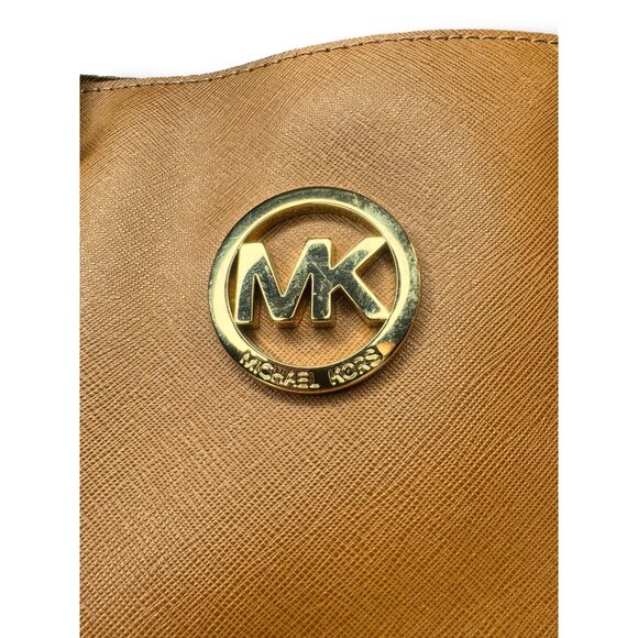 Michael Kors Jet Set Tote Brown Saffiano Leather Adjustable Straps Gold Tone Har - Picture 2 of 9